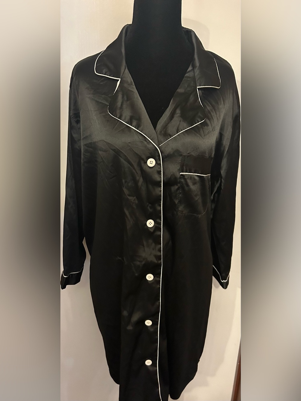 Source Unknown Black Satin Pajama LongShirt with White Piping